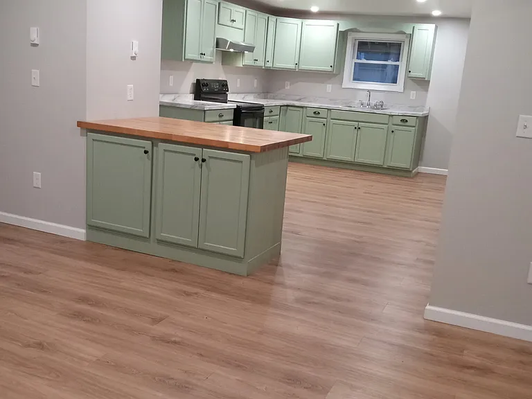 28246 Main St #1 — Photo 8