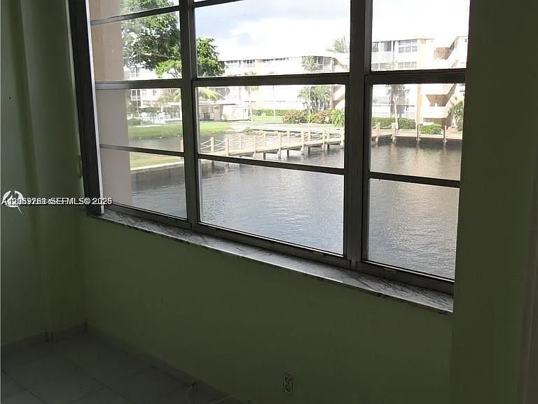 2741 Taft St #206 — Photo 21