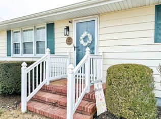 15 Pine Tavern Rd, Elmer, NJ 08318