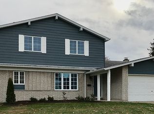 39115 Lyndon St, Livonia, MI 48154