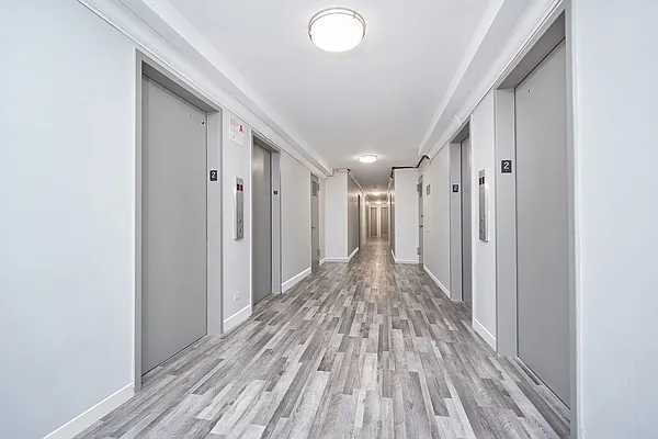 Sold by Compass | media 33