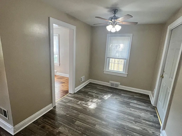 1219 East Dr — Photo 22
