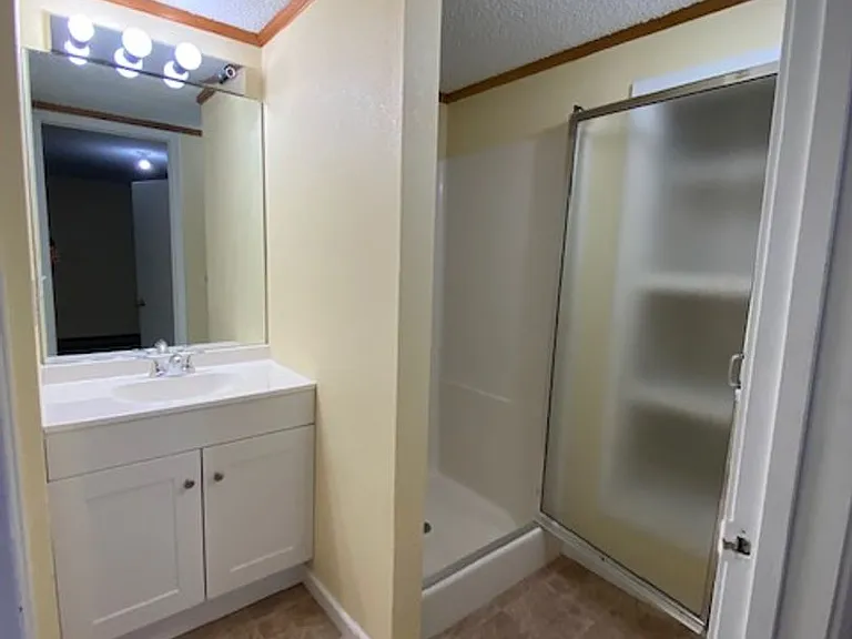 1603 W Koch St — Photo 21
