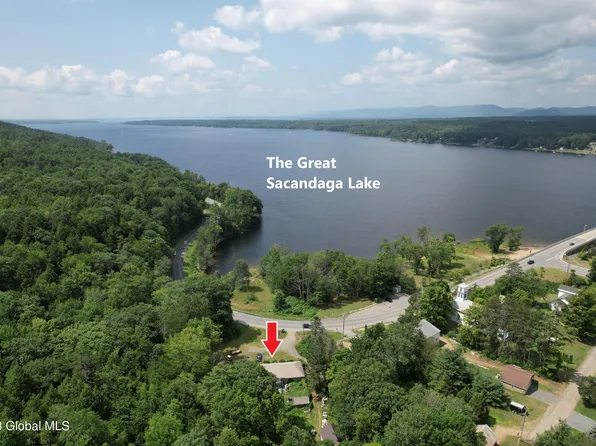 890 South Shore Road, Northville, NY 12134