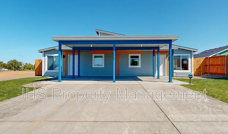 2513 E Helena St #A — Photo 19
