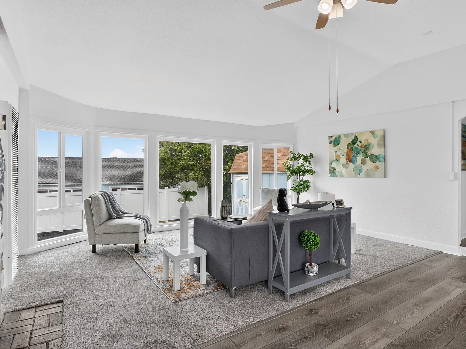 18473 Apricot Way — Photo 2