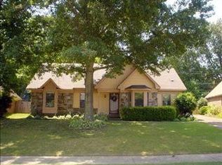 8081 S Regis Pl, Cordova, TN 38018