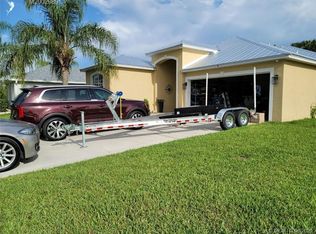 508 NW Sunflower Pl, Jensen Beach, FL 34957