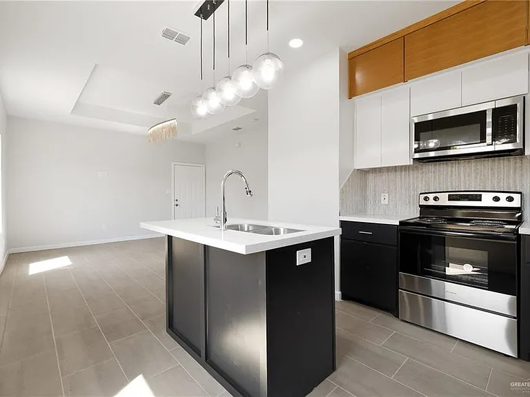 1003 Sugar Garden Ave — Photo 5