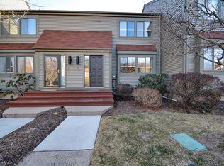 56 Wickhams Fancy, Collinsville, CT 06019