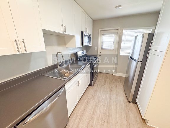 3rd image of 6043 Adams Ave