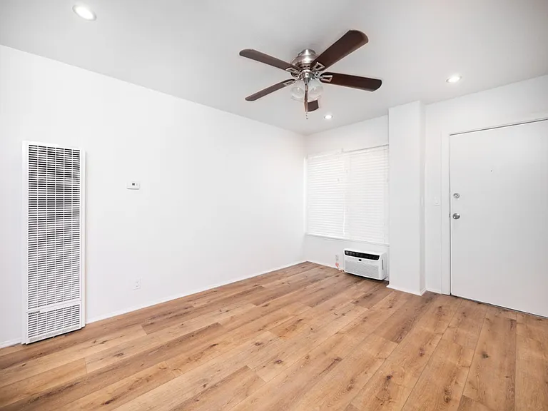 3742 Motor Ave — Photo 9