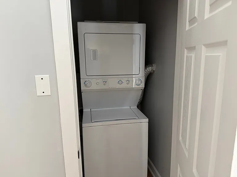 618 Chestnut Hill Ave — Photo 20