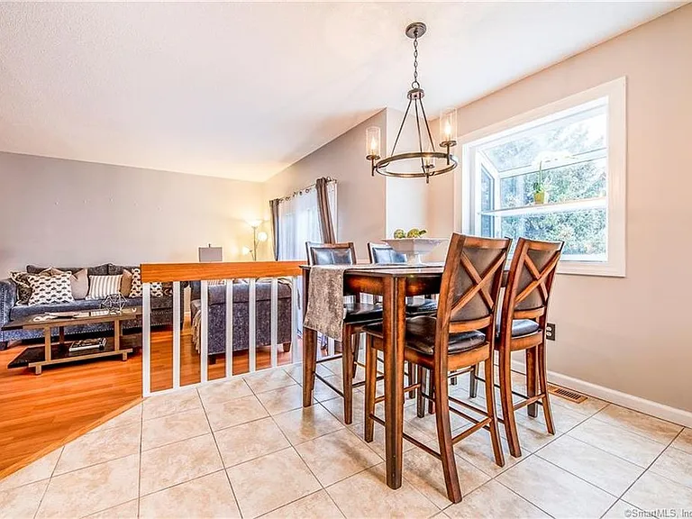 1110 Mill Pond Dr #1110 — Photo 17