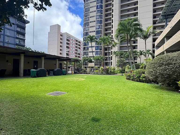 5070 Likini St #410 — Photo 9
