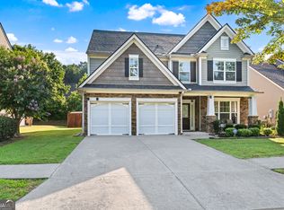 2481 Southhaven Ln, Buford, GA 30519