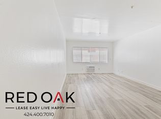 256 1/2 S Rampart Blvd #102, Los Angeles, CA 90057