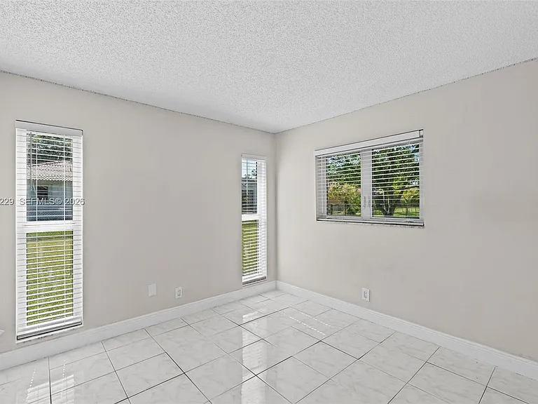 3165 NW 116th Ave — Photo 14