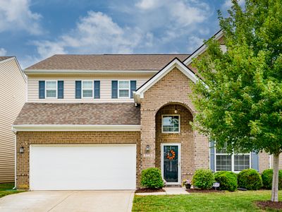 5774 Open Fields Dr, Whitestown, IN, 46075