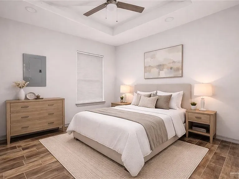5800 Nightingale Ave #2 — Photo 6