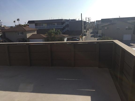 3rd image of 1830 Hermosa Ave APT 3