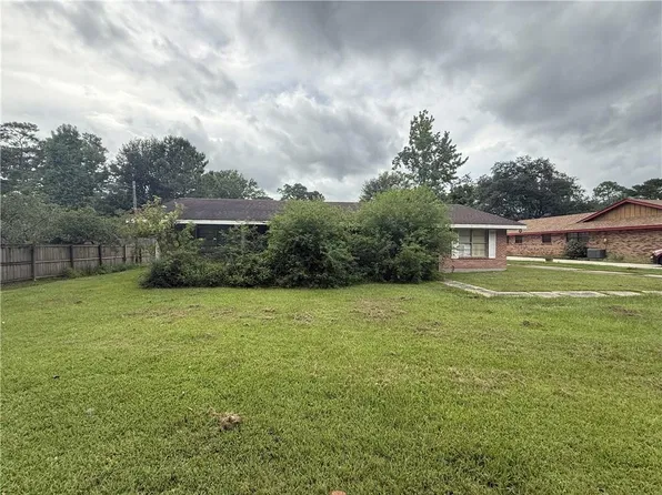 118 Pine Dr, Covington, LA 70433