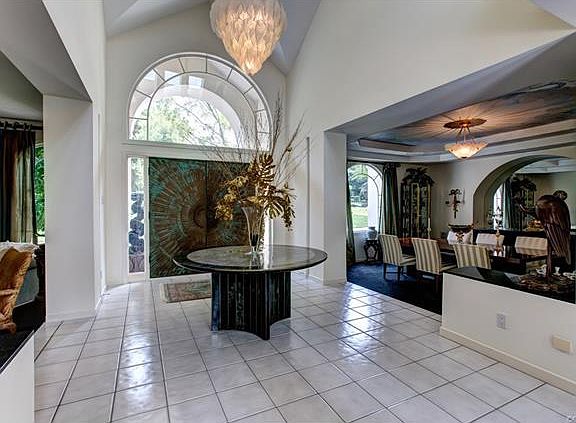 4th image of 9009 River Trace Ct