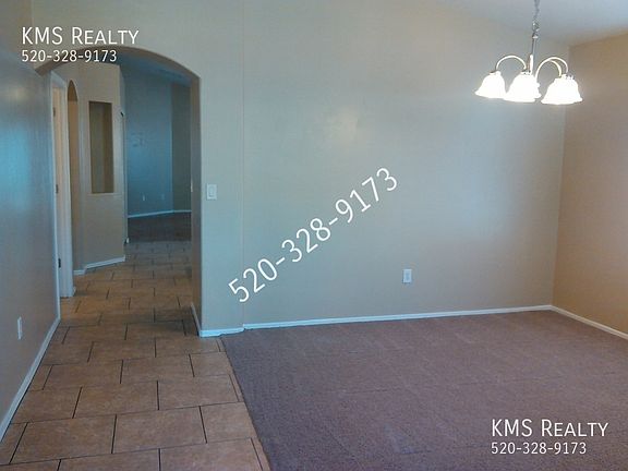 3rd image of 2222 E Calle Arroyo Lindo