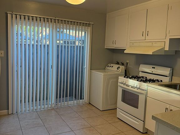 5th image of 3026 23rd Ave #3026