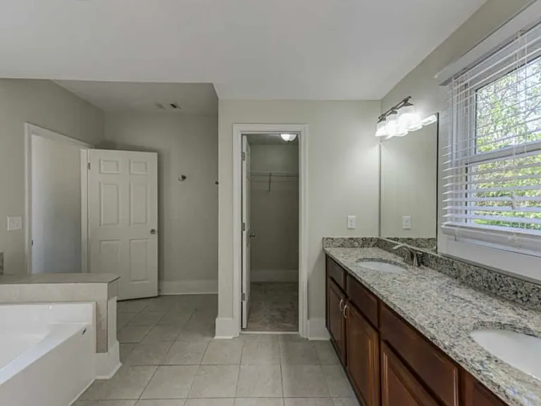 86 Mayson Ave — Photo 23