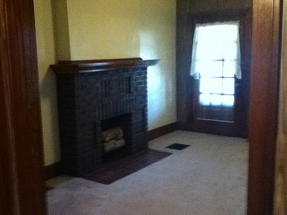 3rd image of 1704 Huffman Ave