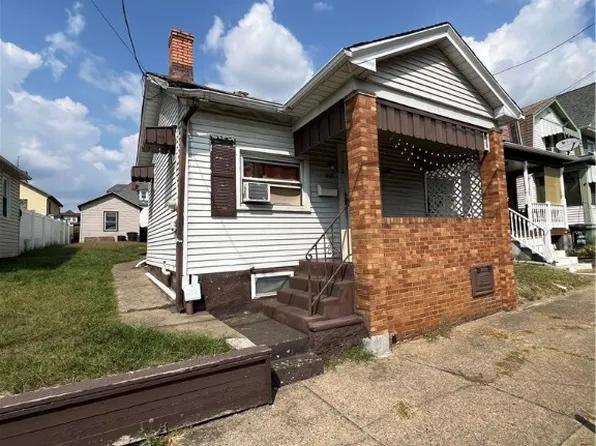 442 E Washington St, Rochester, PA 15074