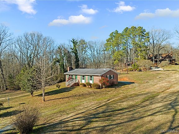 4th image of 148 Rollingwood Dr