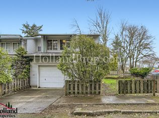 2621 SE 174th Ave APT A, Portland, OR 97236