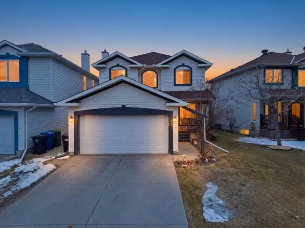 65 NW Millview Park SW, Calgary, AB T2Y 3Y3