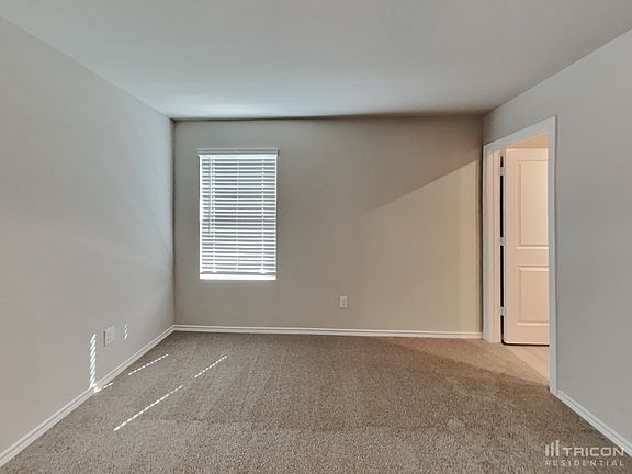 5th image of 4742 New Capital St