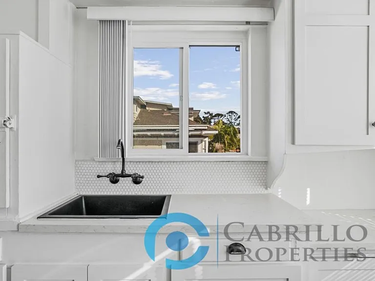 Casa Blanca Apartments — Photo 27