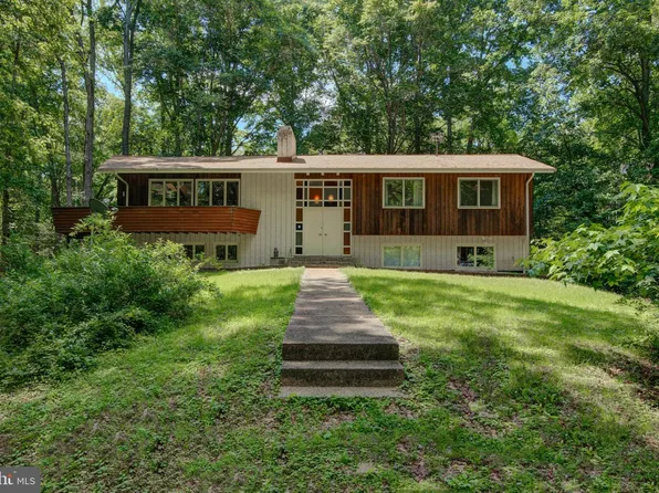 6144 Saint Pauls Rd, King George, VA 22485