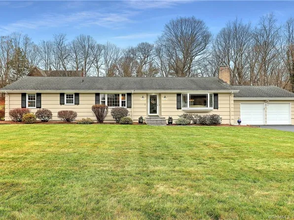 132 Pardee Manor Road, Orange, CT 06477