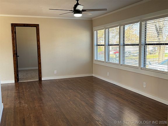 5th image of 1814 N Jamestown Ave