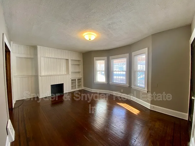 418 Crestwood Ave #1 — Photo 3