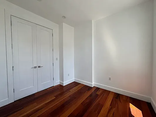 Bedroom, photo 3
