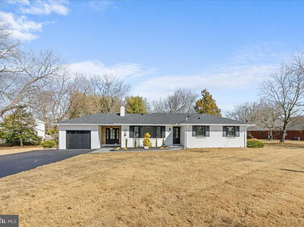 1640 Wills Pl, Vineland, NJ 08361