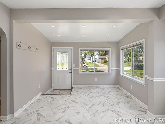 3rd image of 858 Dorothy St NW