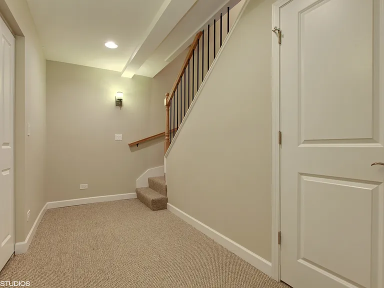 1806 N Sheffield Ave #1 — Photo 10