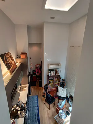 Rented by Signature Property Realty | media 18