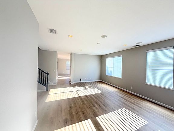4th image of 1610 Abilene Cir