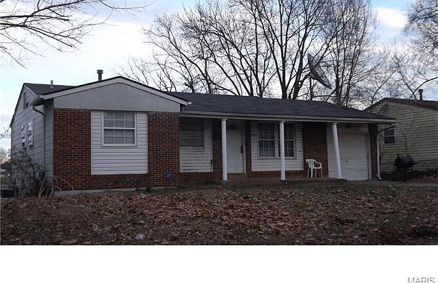 1st image of 10434 Castle Dr