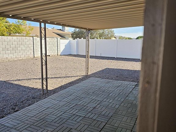 3rd image of 10440 W CHERYL Drive