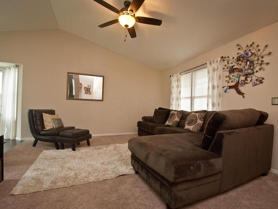 1st image of 7909 Black Willow Dr